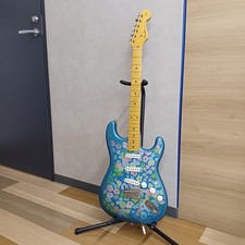 Chitarra elettrica Fender Japan Blue Flower consegna sicura dal Giappone