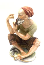 Vintage LIPPER & MANN Porcelain Bisque Fisherman Smoking Pipe Figurine Old Man