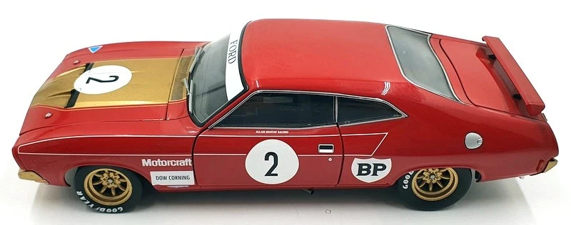 Clásico Coleccionable Escala 1/18 18269 - Ford XB Falcon 1976 Campeonato ATCC #2 Foto 3 de 4