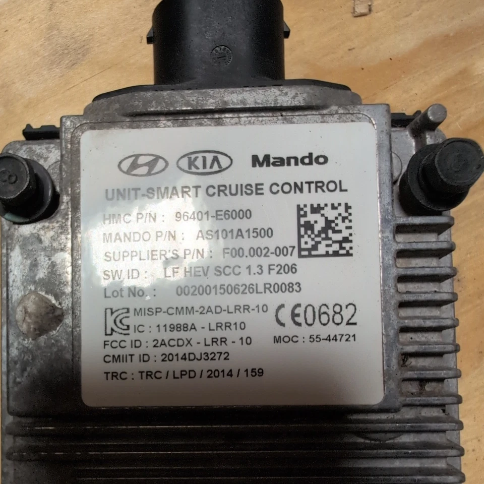 16-17 Hyundai Sonata Hybrid Adaptive Cruise Control Radar Module OEM 96401E6000 - Image 3 of 3