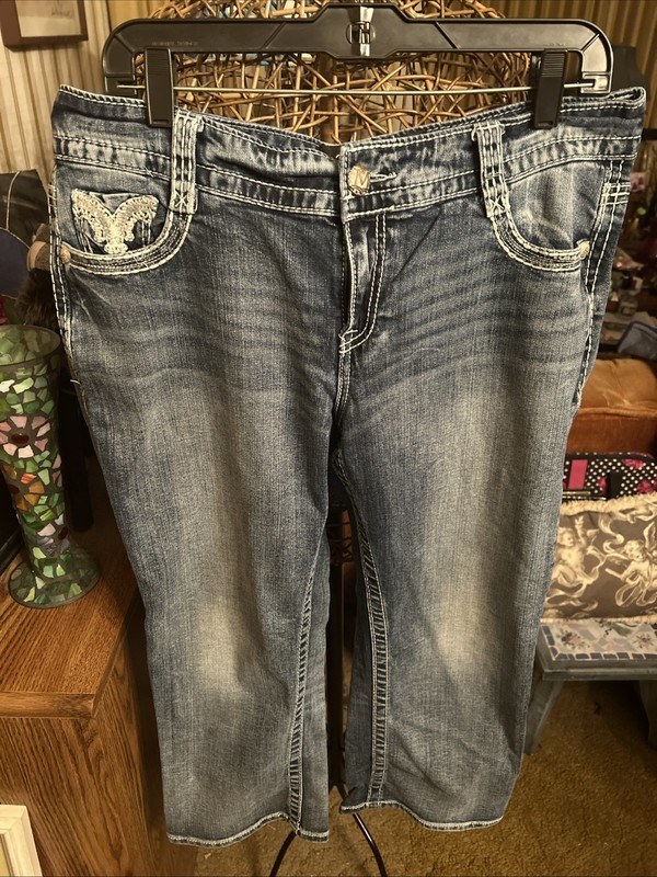 Maurices Premium Women’s Capri Jeans Size 16 Regular