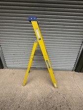 Werner Fibreglass 4 Tread Platform Step Ladder EN131 Professional - Used