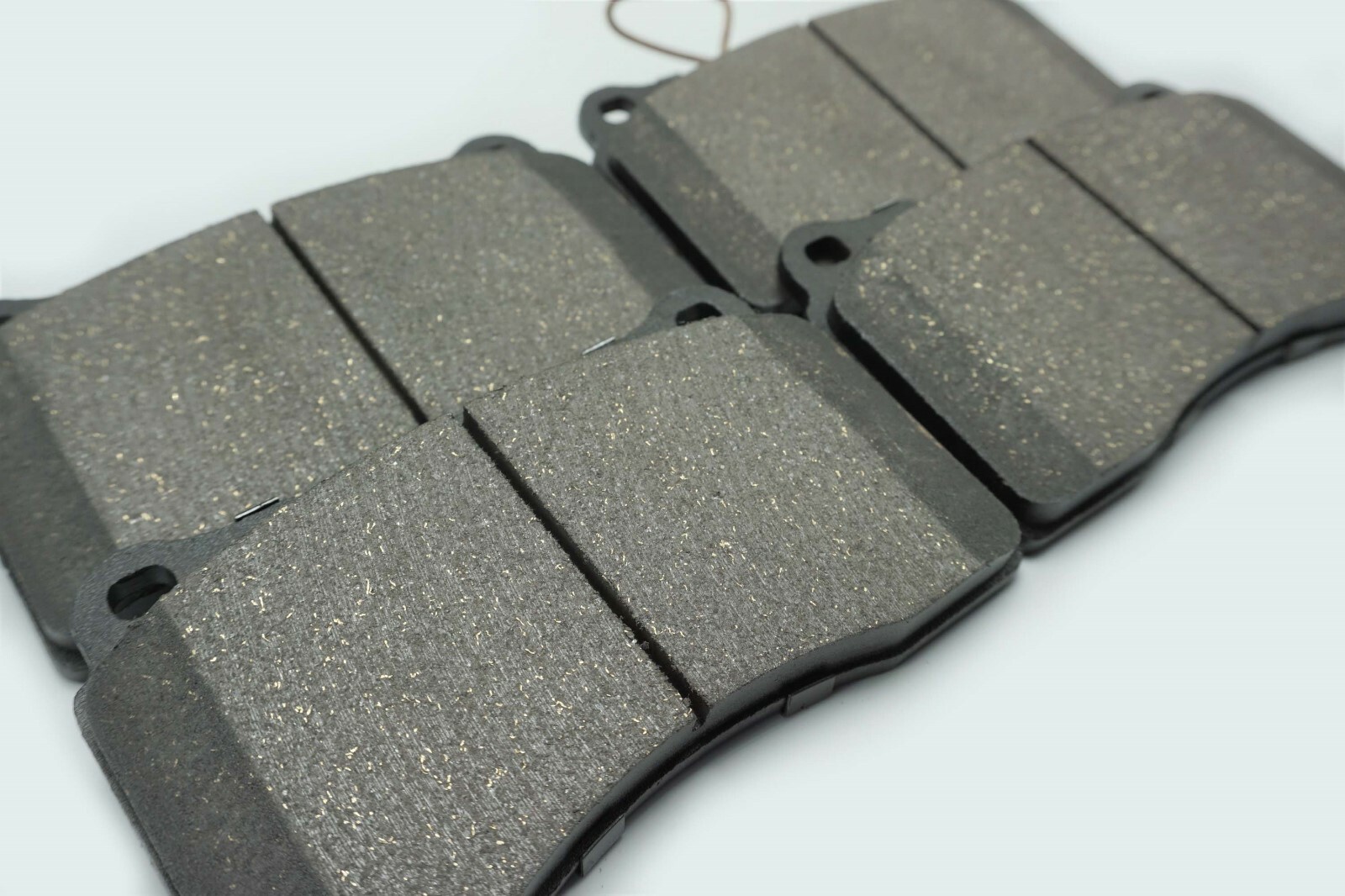 MASERATI GHIBLI BASE: Front Brake Pads With Sensor: 2014-2018: BRAND NEW!