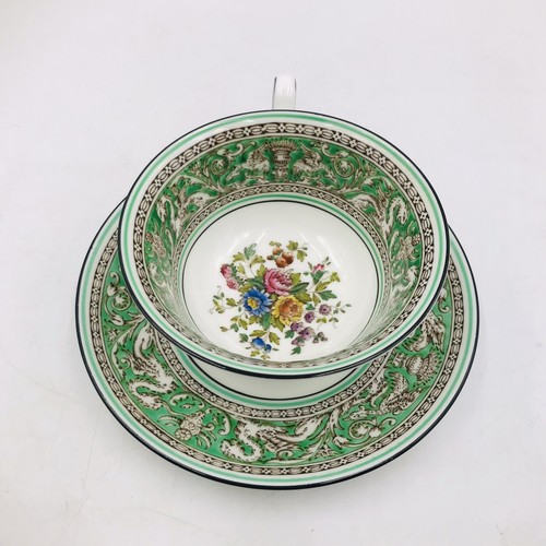 Wedgwood Florentine Green Porcelain Cup&Saucer Made In England Peony Dragons Tea - Picture 2 of 11