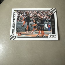 2023 Score #2 Joe Mixon Celebration Cincinnati Bengals Football Card