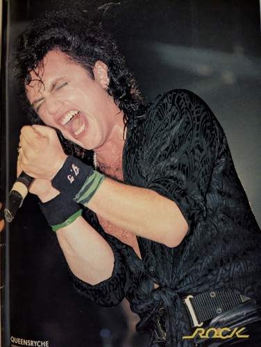 Rock Magazine August 1988 Megadeth, Great White, Maiden, Vinnie Vincent, KISS - Picture 6 of 16