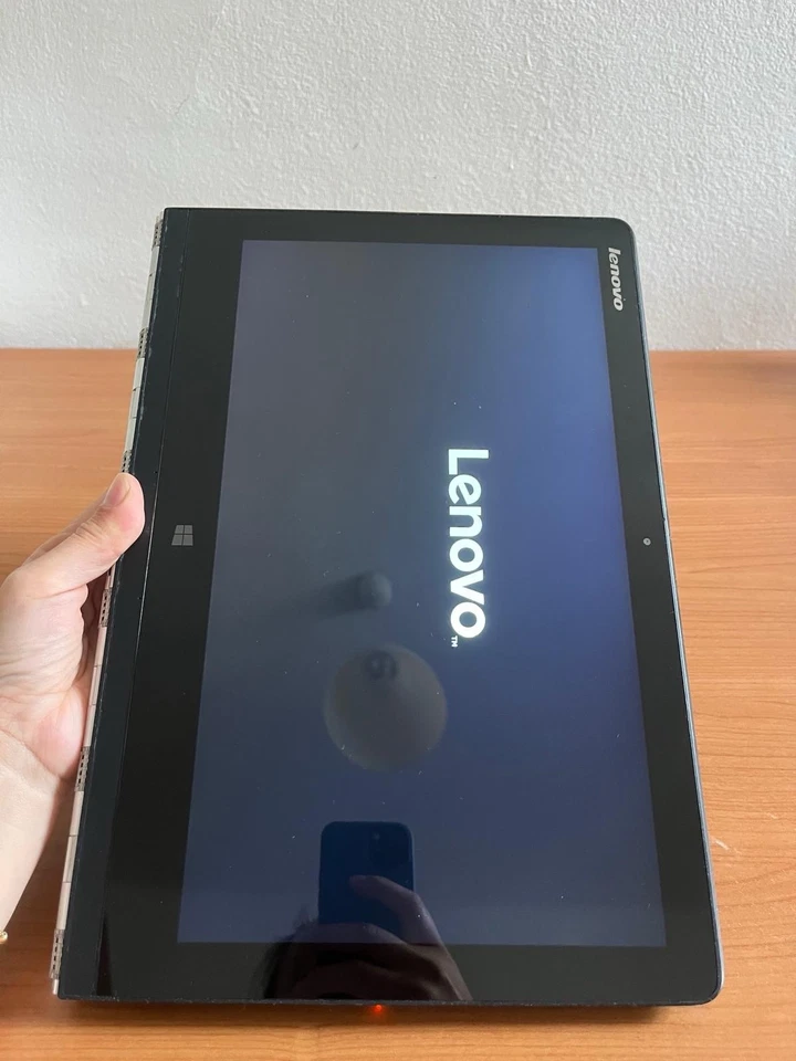 Lenovo Yoga 3 Pro-1370 - 240GB SSD Windows 10 Pro - Notebook / Tablet - Immagine 4 di 4