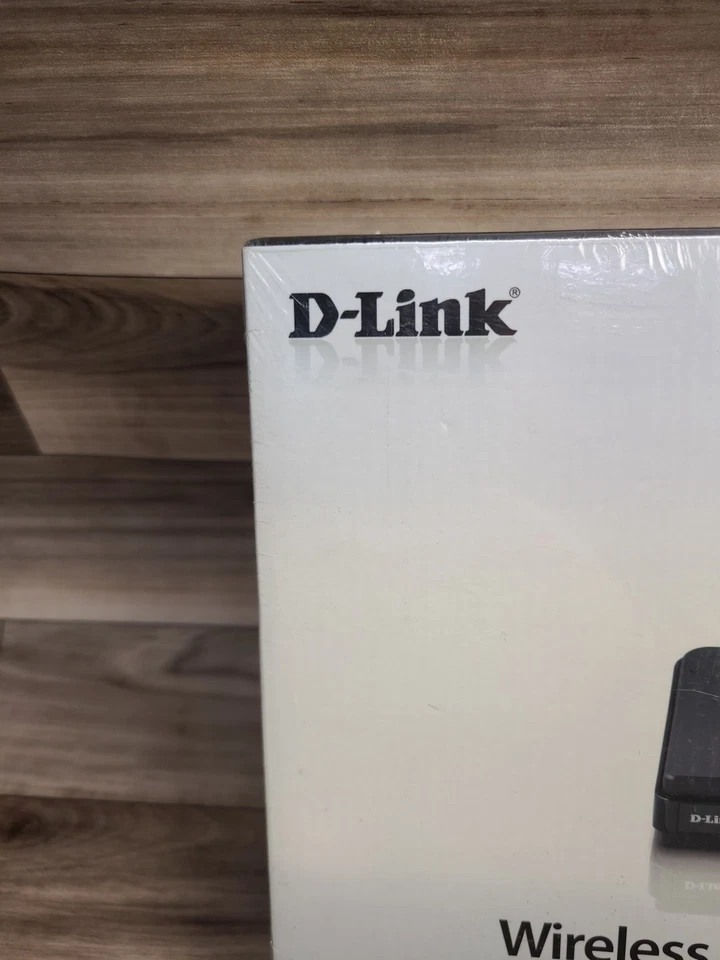 D-Link N150 Home 150 Mbps 4-Port 10/100 Wireless N Router (DIR-601) Sealed New - Image 2 of 4