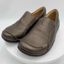 Clarks Unstructured Women  s Sz 7 Gold Metallic Leather Slip On Loafers Free Ship