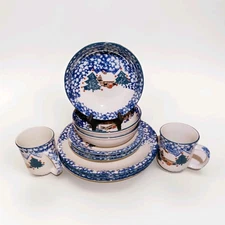 Tienshan Folk Craft Cabin in the Snow Set Of 11