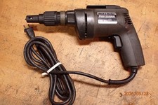 BLACK AND DECKER  2034 ;  0-4000 RPM DRYWALL SCREW GUN SCREWDRIVER SCRUGUN