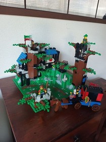 LEGO System Castle Dark Forest Fortress 6079 In 1996 from Japanese