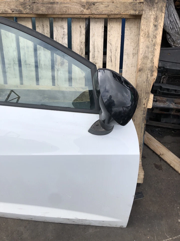 SEAT IBIZA FR (2012-2015) PUERTA DELANTERA LADO DERECHO CONDUCTOR EN BLANCO SIN ESPEJO RETROVISOR Foto 4 de 4