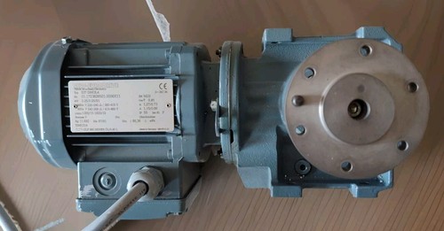Motoriduttore SEW S37 DR63L4 0,25kW 230/400V 1300rpm i=19,89 -usato-