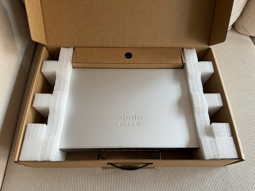 Cisco Meraki MX84-HW Cld Managed Security Appliance ** NEW UNCLAIMED ** - Afbeelding 3 van 3