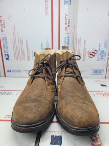 UGG LARUS MID MEN BOOTS SUEDE CHESTNUT US 15 /UK 14 /EU 49.5 - Picture 2 of 13