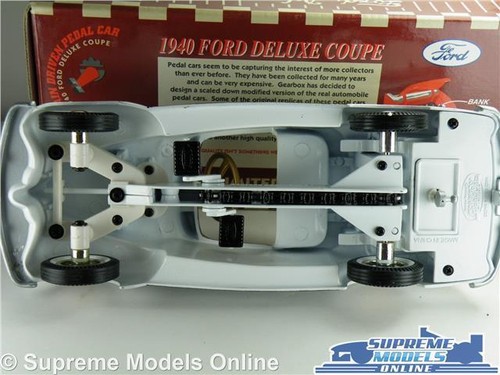 FORD DELUXE COUPE 1940 MODEL CAR 1:24 SCALE GEARBOX 69503 PEDAL CAR AMERICAN K8 - Picture 4 of 9