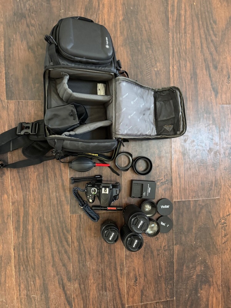 Nikon D3300 Camera Kit