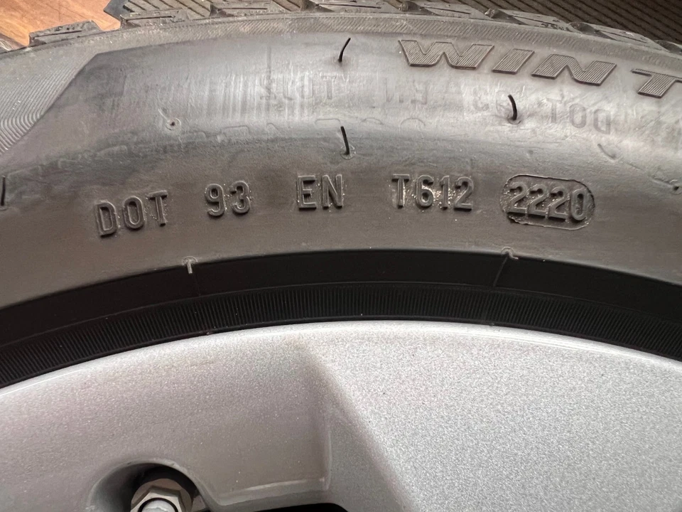BMW X1  4 STK Winterräder Original BMW 225/55R17 97H - Bild 3 von 4