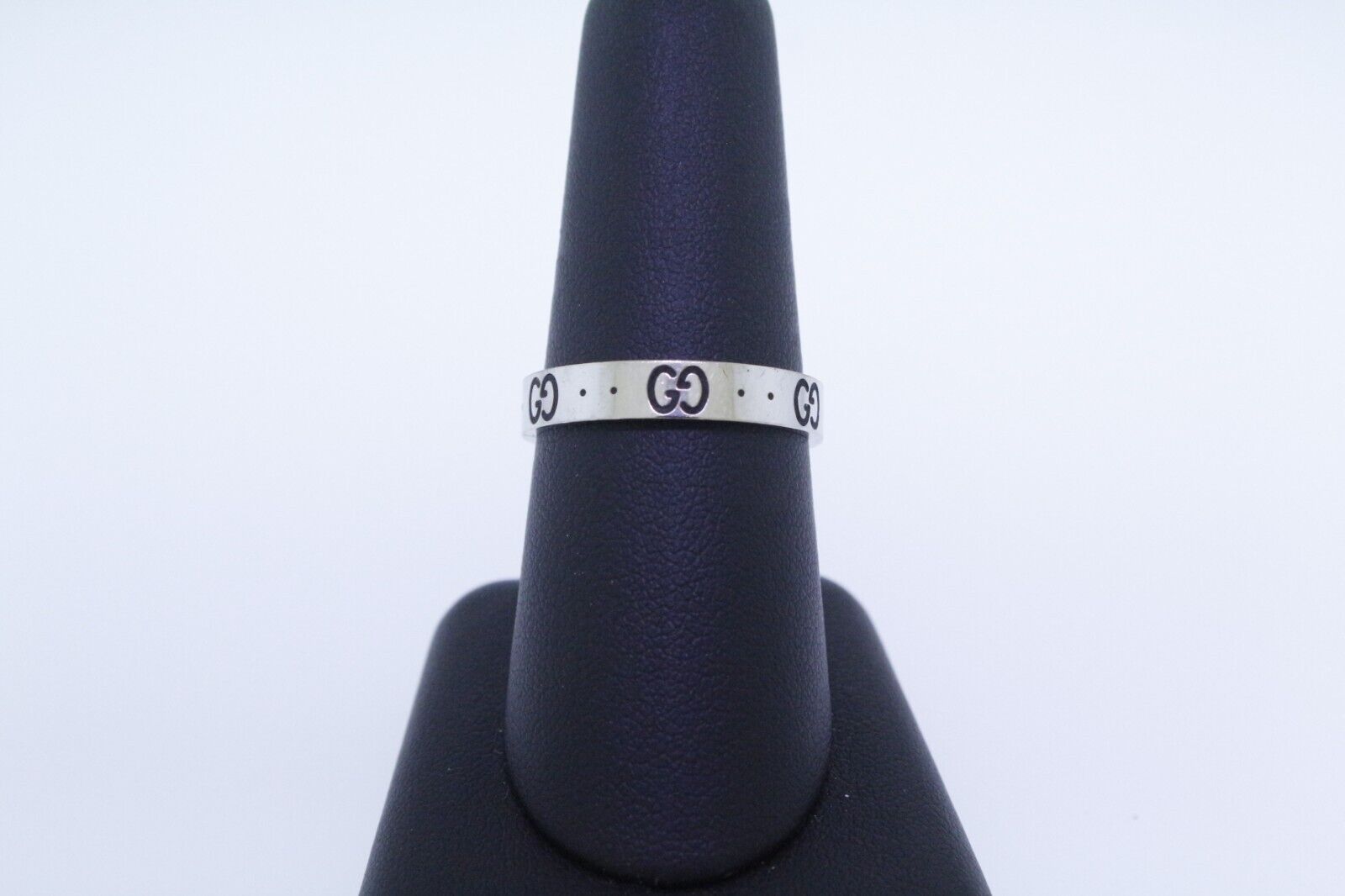 GUCCI GG Icon 18k White Gold Ring #20 - image 1