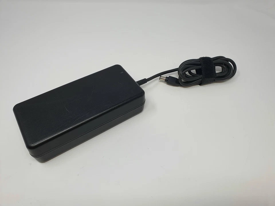 Cargador Original Sony Laptop 135W 19.5V 7.7A PCGA-AC19V9 Para Sony Vaio Foto 4 de 4