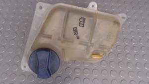 Ausgleichsbehälter Audi A4 Avant 1.6 B5 8D0121403L 12 Monate Garantie