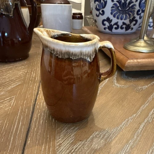 Vintage HULL Oven Proof USA Pottery Creamer Milk Cream Pitcher Brown Drip 4.5 in