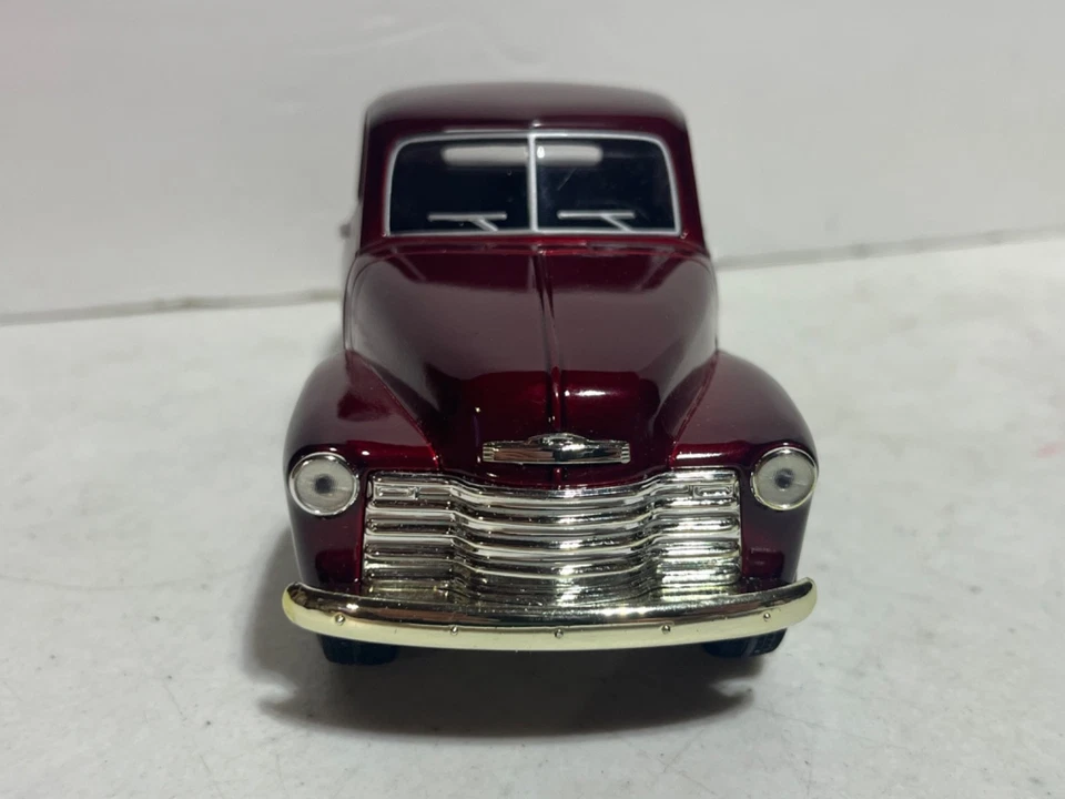 1952 Chevy 3100 1/2 ton Truck Bank Limited Edition w IH Imprints 1/20 SpecCast - Image 3 of 4