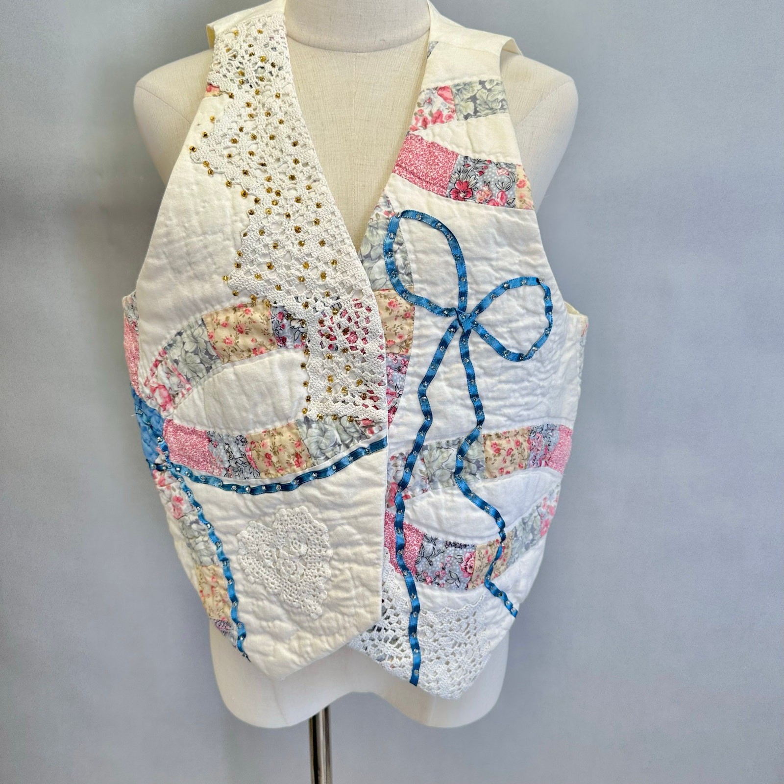 Quilted wedding ring patchwork vest handmade size… - image 1