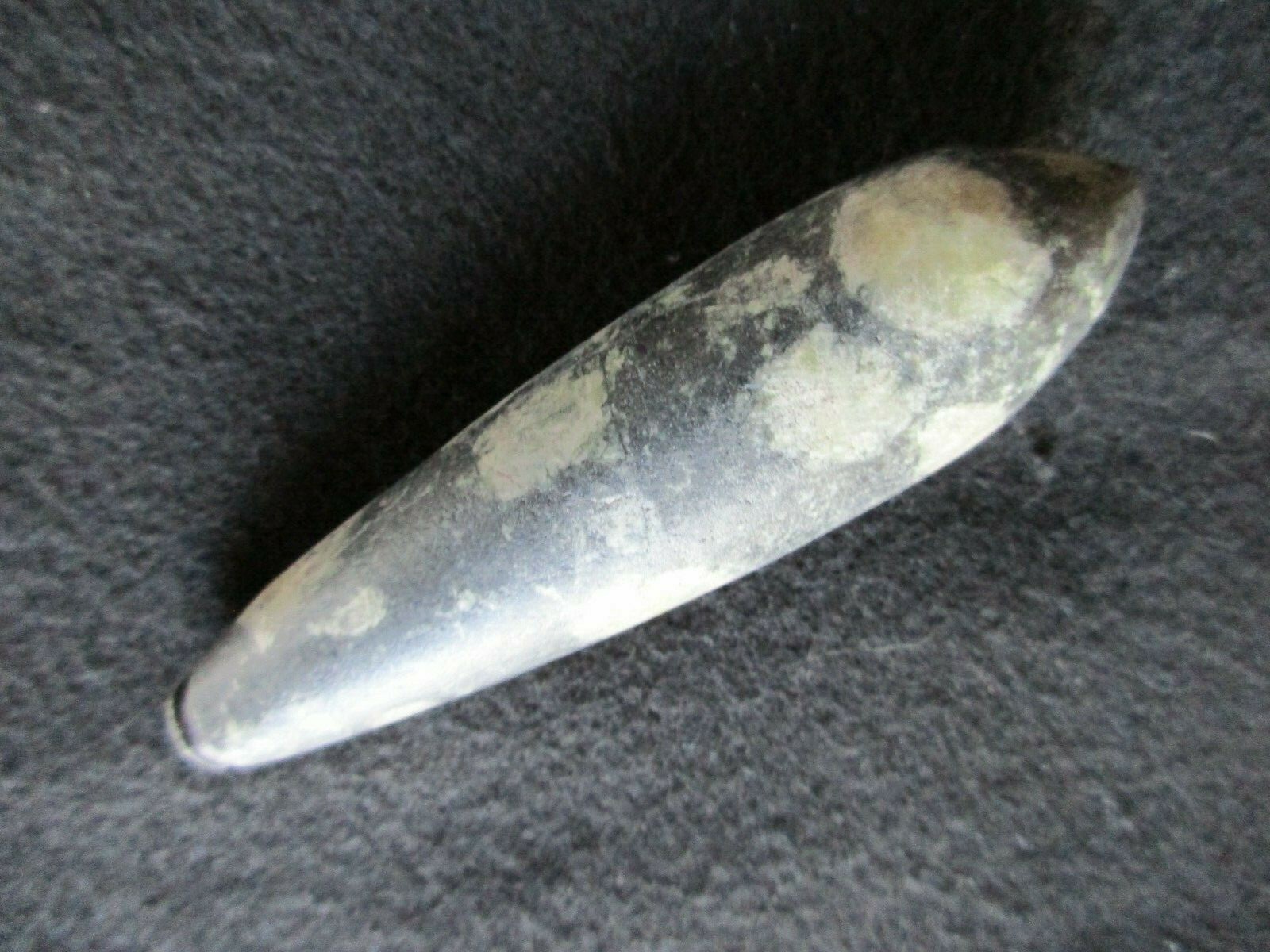 COLLECTOR'S CHOICE NATIVE AMERICAN STONE PLUMMET, HAND CARVED, PE1021*