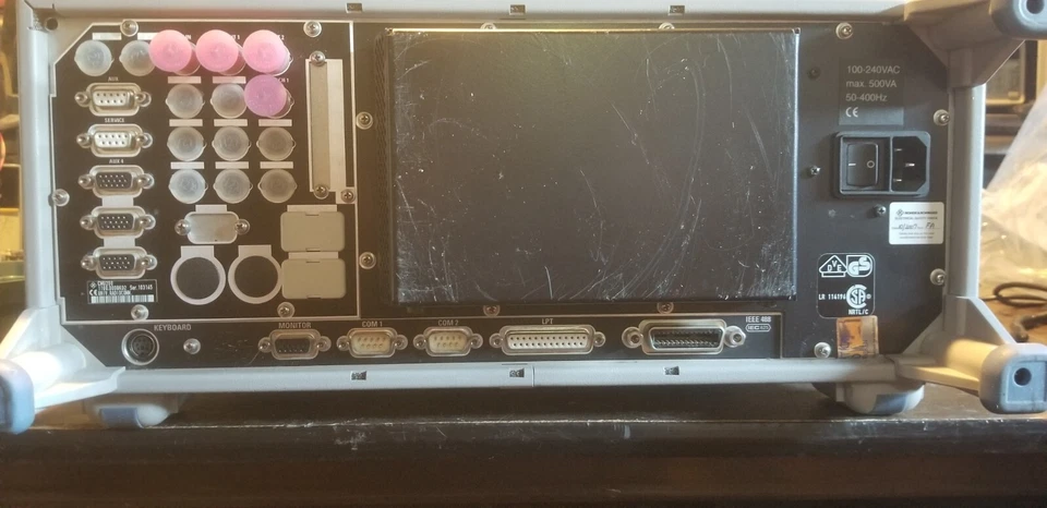 Probador universal de radiocomunicación R&S CMU200 Foto 3 de 4