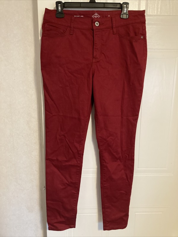 NEW St John's Bay Jeans Women Size 8 Red Skinny Denim Straight Leg Stretch MidRs
