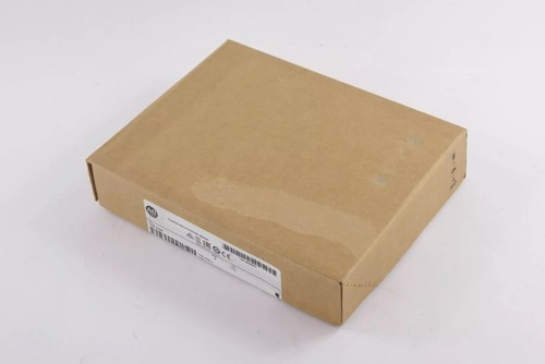 Nuovissimo modulo di uscita Allen-Bradley 1756-OA8E AB PLC sigillato in fabbrica - Foto 4 di 7