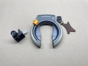 Gazelle E-Bike Orange Innergy - ORIGINAL AXA Defender Schloss Akku Schloss (103)