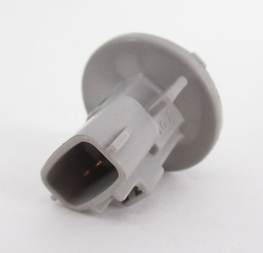 Genuine OEM Toyota 81615-20610 Front Turn Signal Light Socket 1996