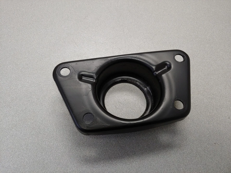 VERY NICE ORIGINAL PORSCHE 911 912 912E 930 REAR SPRING PLATE BEARING COVER #1 - Imagem 3 de 4