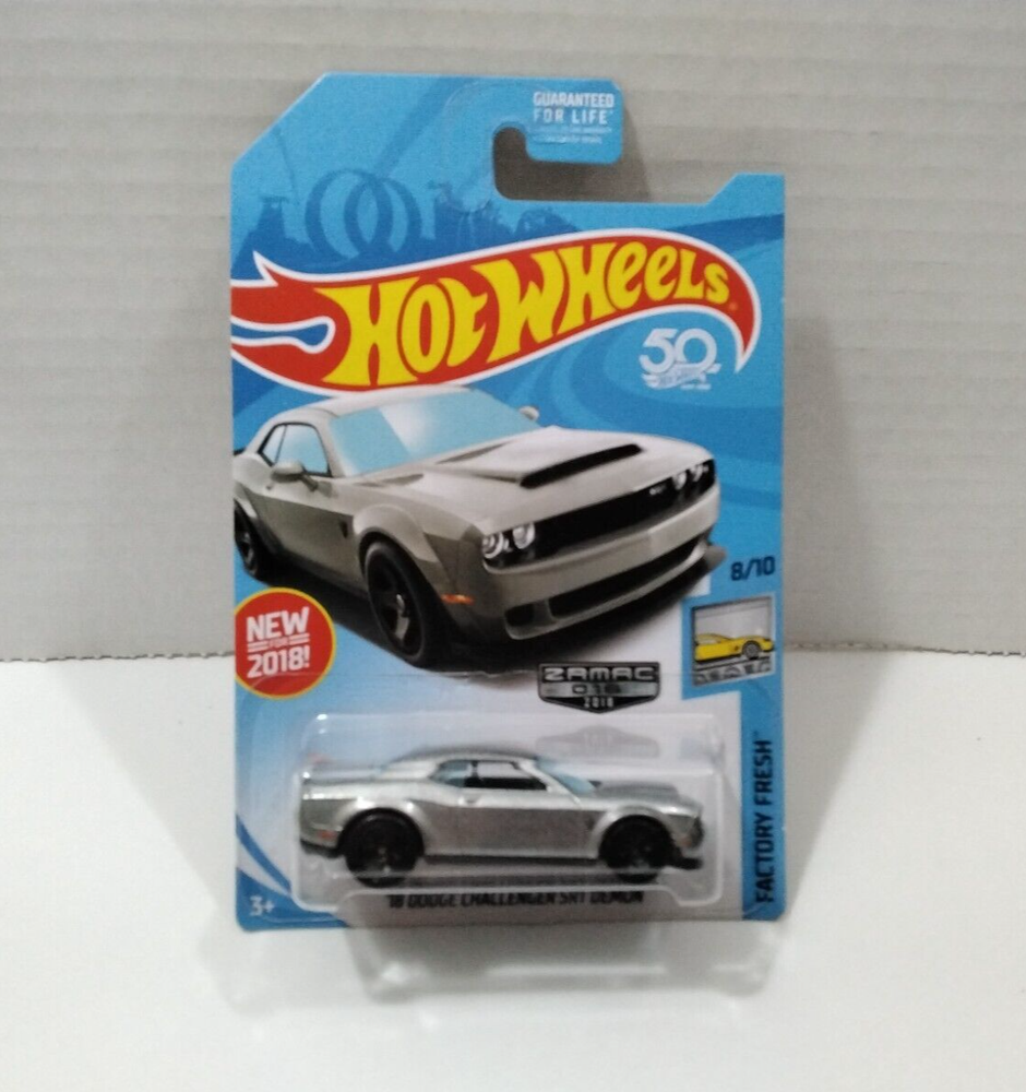 Hot Wheels '18 Dodge Challenger SRT Demon Zamac