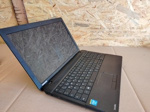 Toshiba Satellite C50-A-1JM- Laptop  Intel Core i5-Ersatzteilspender (R13 1116)