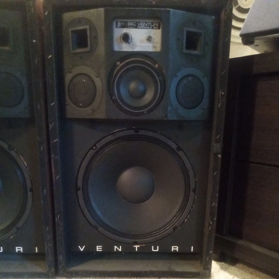 PAR Altavoces BIC Venturi Formula 6 De Colección Foto 2 de 4