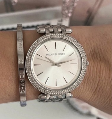 Michael Kors Women s Silver Watch Crystal Bezel Stainless Steel Excellent