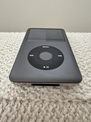 Apple iPod classic 7th Generation 160GB MC297J/A Black NewBattery