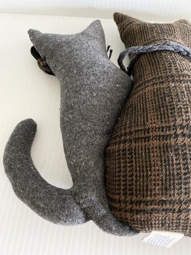 Folk Art Primitive Tender Heart 2000 (3) Kittens Cat Stuffed Fabric Home Decor - Picture 13 of 14