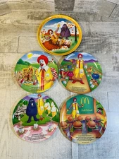 McDonalds Ronald McDonald Plastic Collectors Set 5 Plates Vintage 1989 & 1977