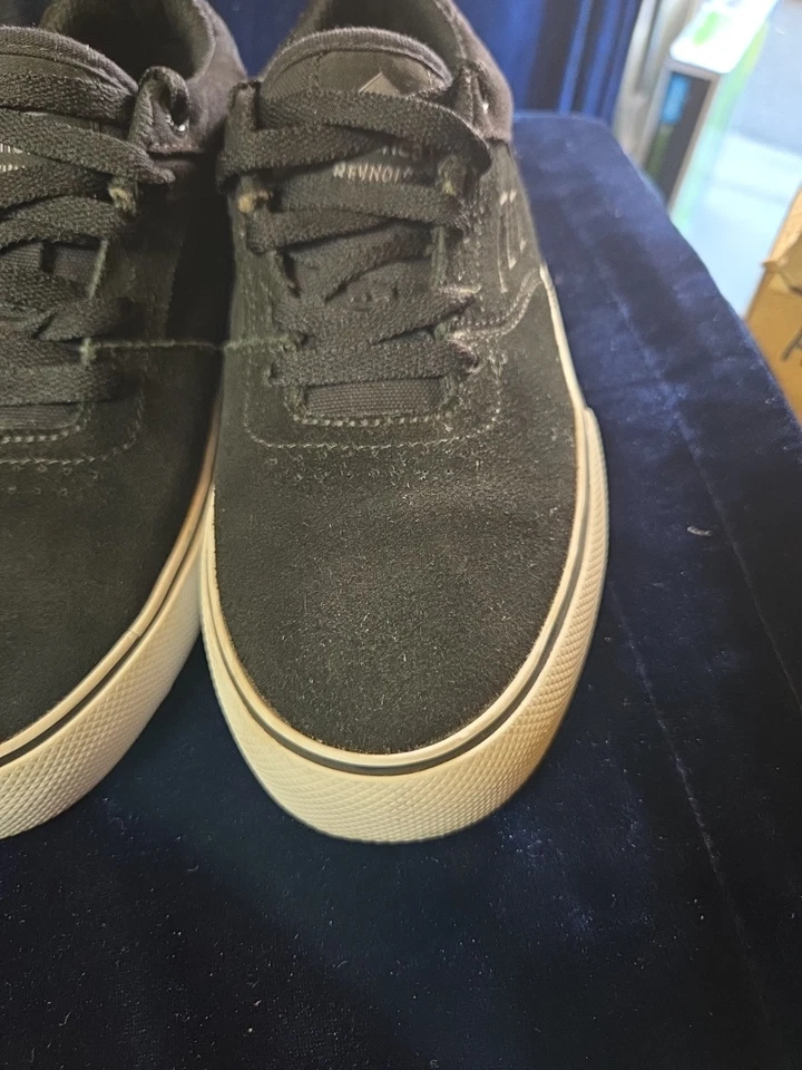 Emerica The Reynolds Low Vulc Talla Juvenil 5 Mujeres 6.5 Negro Gamuza Blanco Plata  Foto 3 de 4