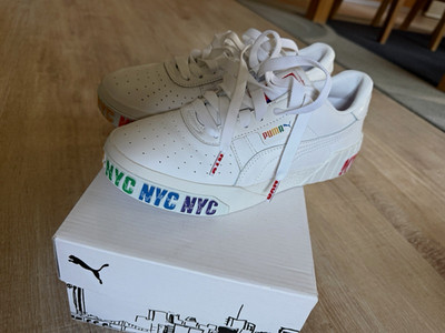 PUMA Cali Bold NYC  Sneaker Low Top Weiß/Mehrfarbig EU 40,5