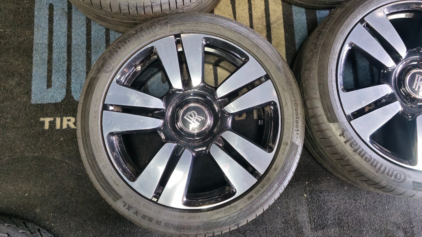 4- 22" Inch Rolls Royce Wheels 5x112 Cullinan Phantom Rims Continental Tires