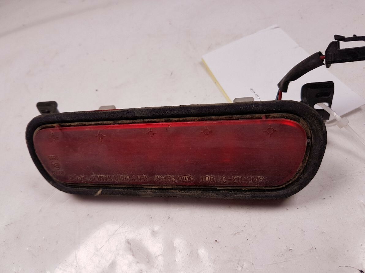 GENUINE BRAND NEW KIA SORENTO 20022006 LAMP ASSY HIGH MOUNT STOP