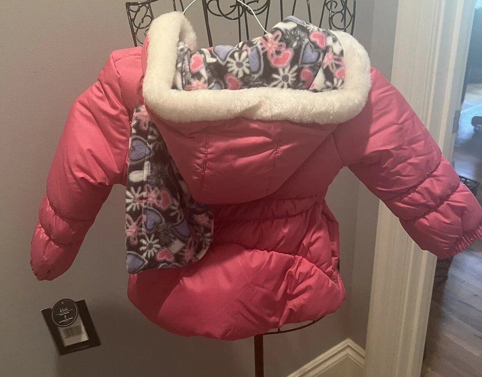London Fog Girls Puffer Jacket Pink Hooded Coat & Fleece Hat Set Size 4 NWT - Image 2 of 4
