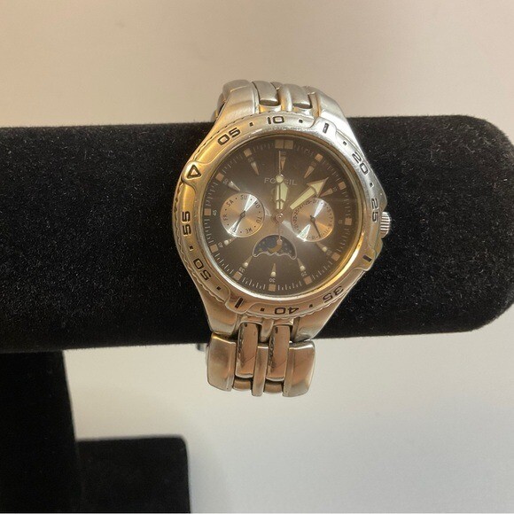 Vintage Fossil BQ 9135 Men Watch | eBay Vintage Fossil BQ 9135 Men Watch | eBay