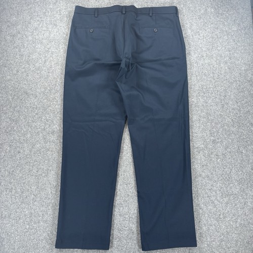 Chinos Haggar Premium azul marino calce recto frente plano 38x32 - Imagen 5 de 9